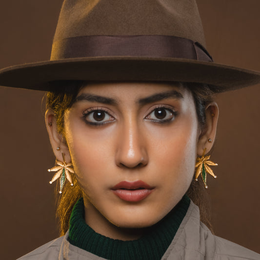 Corbett Canabis Studs