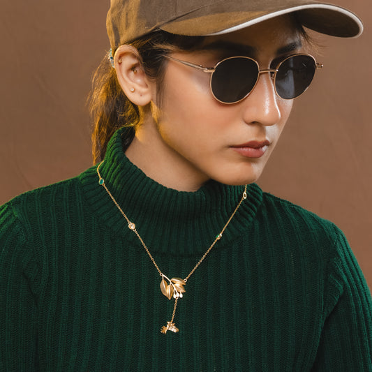 Corbett Mahua Leaf And Parrot Pendant