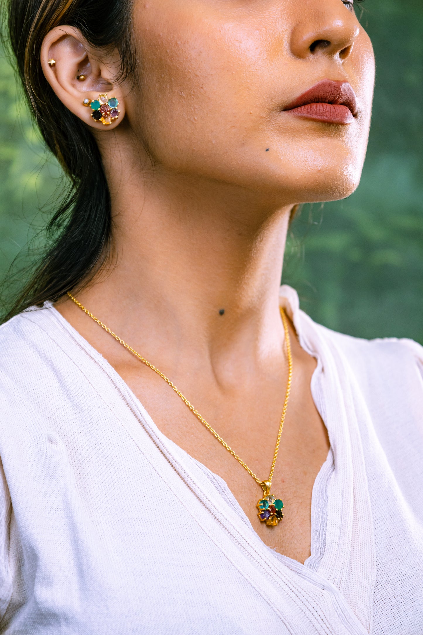 Raw Radiance Natural Uncut Stones Minimal Set