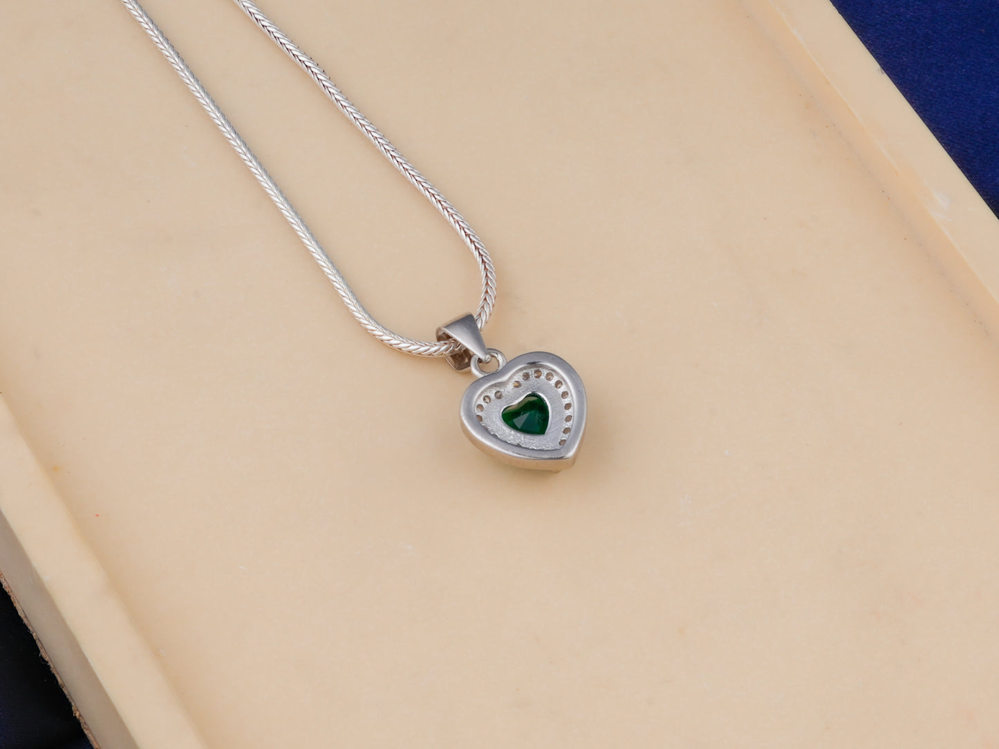 Silver Emerald Heart Pendant Set