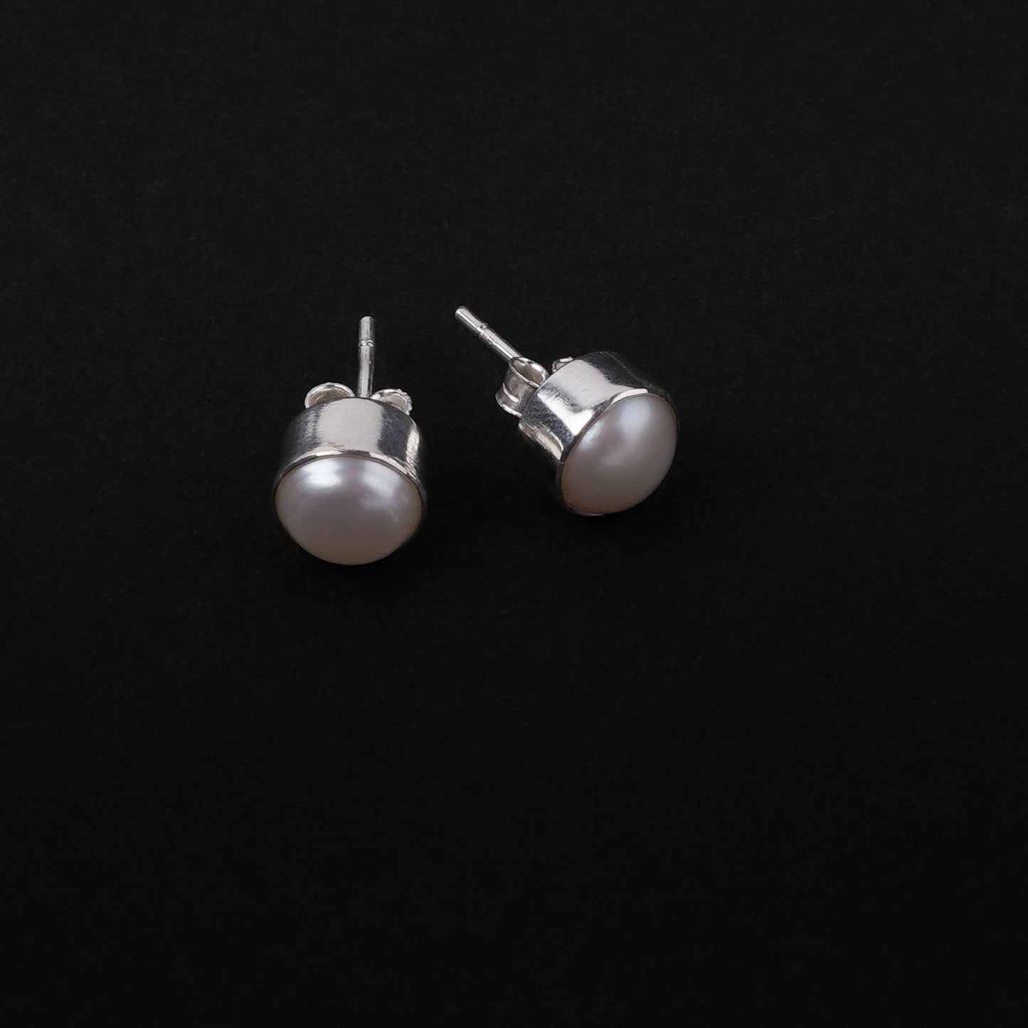 Shimmering Star Pearl Pendant Set with Chain