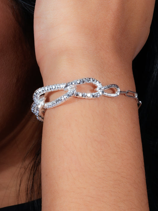 Vogue Link Silver Bracelet For Girls