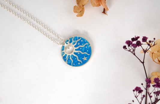 Moon Glow Necklace