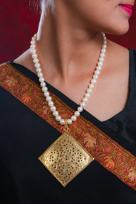 "Chauras" Necklace (Gold Plated Silver)