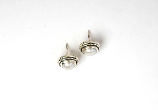 Diana Pearl Studs