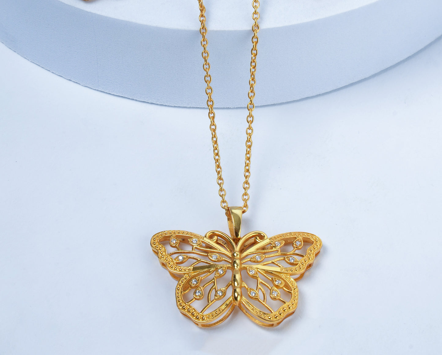 Beautiful Wings Gold-plated Butterfly Pendant Necklace