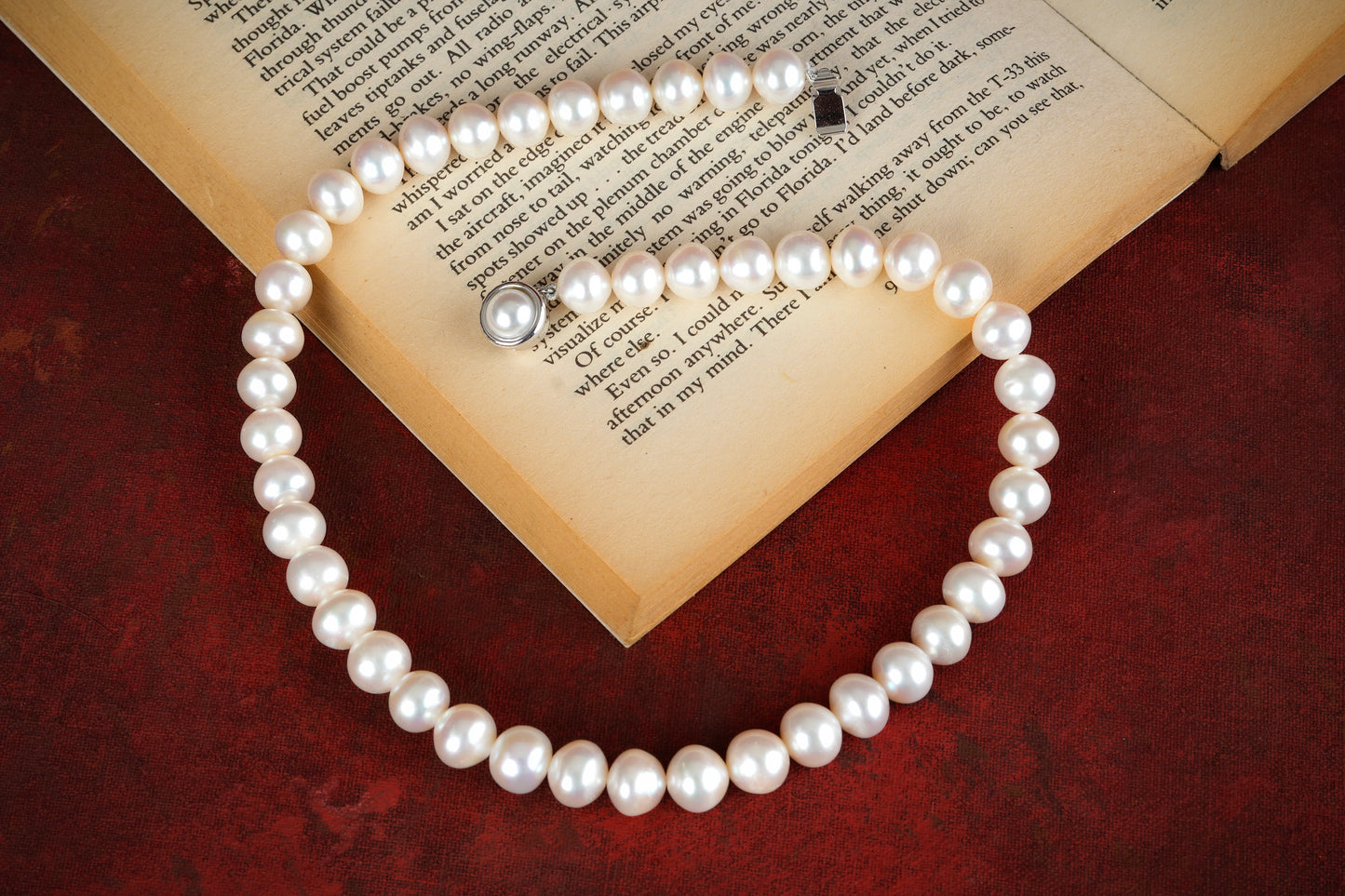 Classic Freshwater Pearls Necklace (10 mm Pearls)
