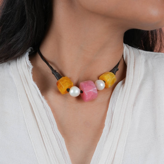 Gypsy Leather Pearl And Agates Necklace