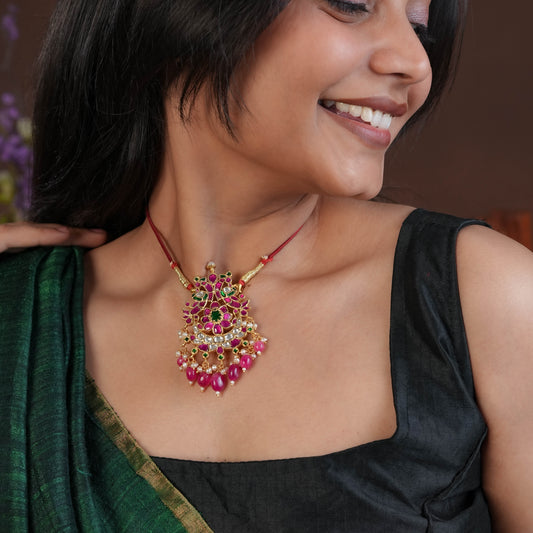 Kundan Fida Necklace