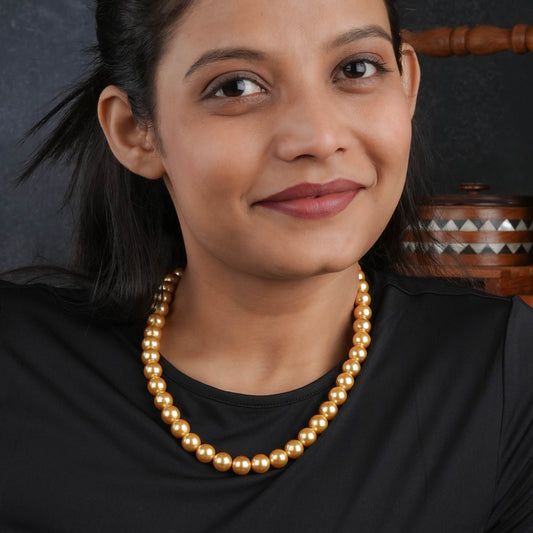 Beautiful World Pearl Necklace