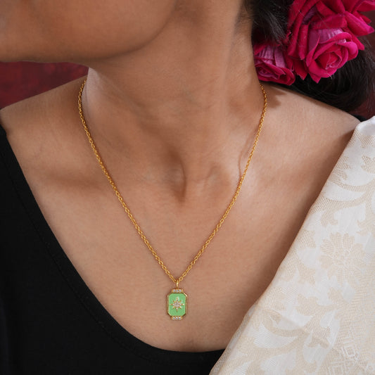 Inner Star Necklace