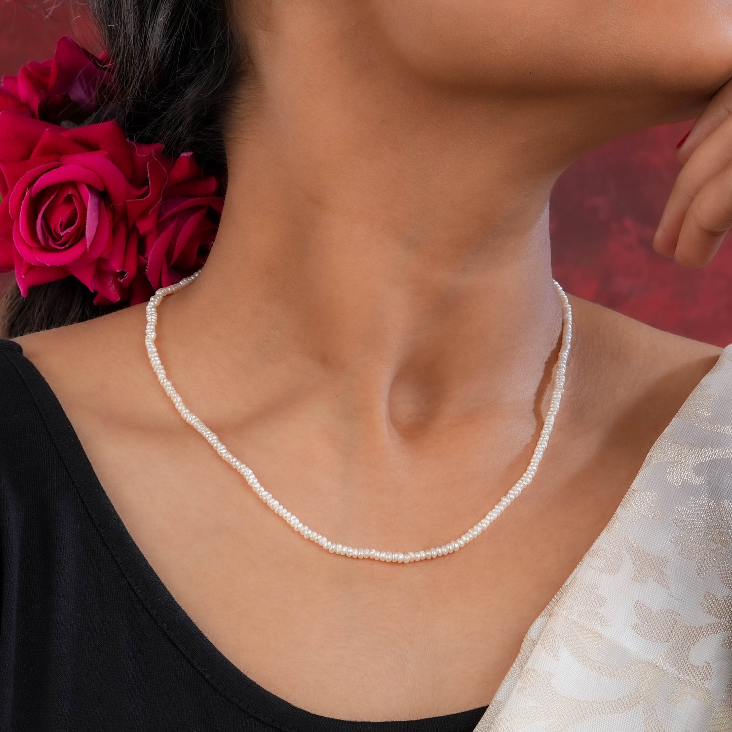 Freshwater Pearls Necklcae( 2.5-3mm )