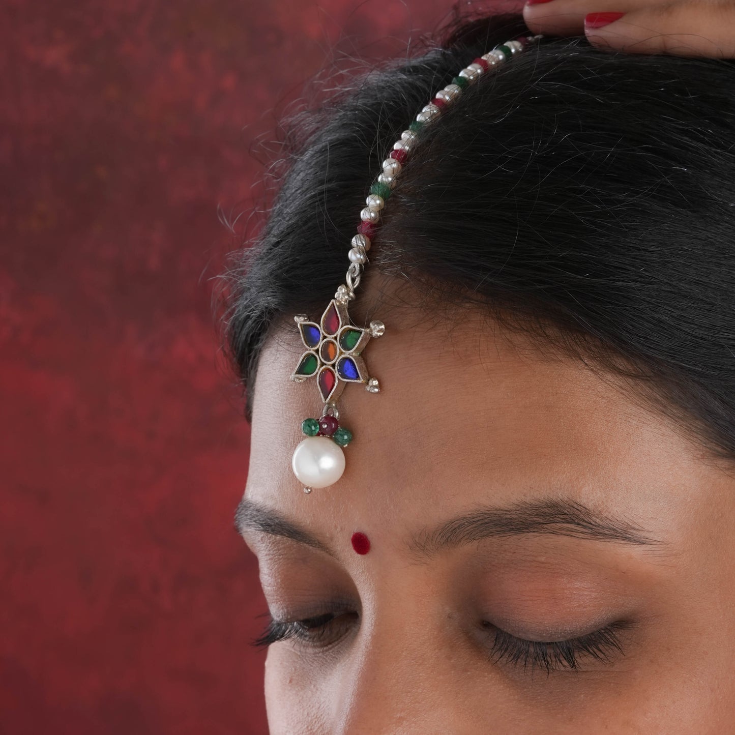 Madhu Chandrika "Colours Of Desert" Silver Maang Tikka