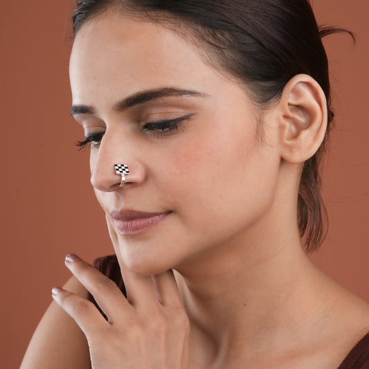 Checkmate Silver Clip-On Nose Pin