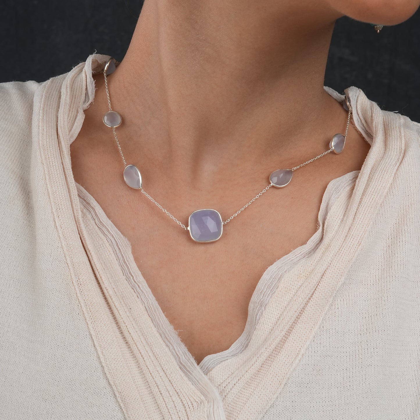 Silver Chalecdony Delicate Necklace
