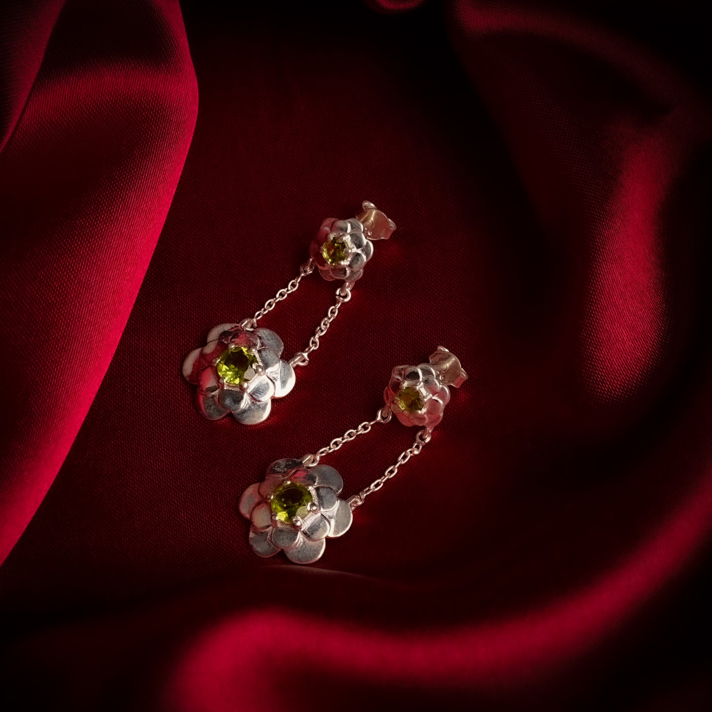 Delicate Peridot Morgra Earrings