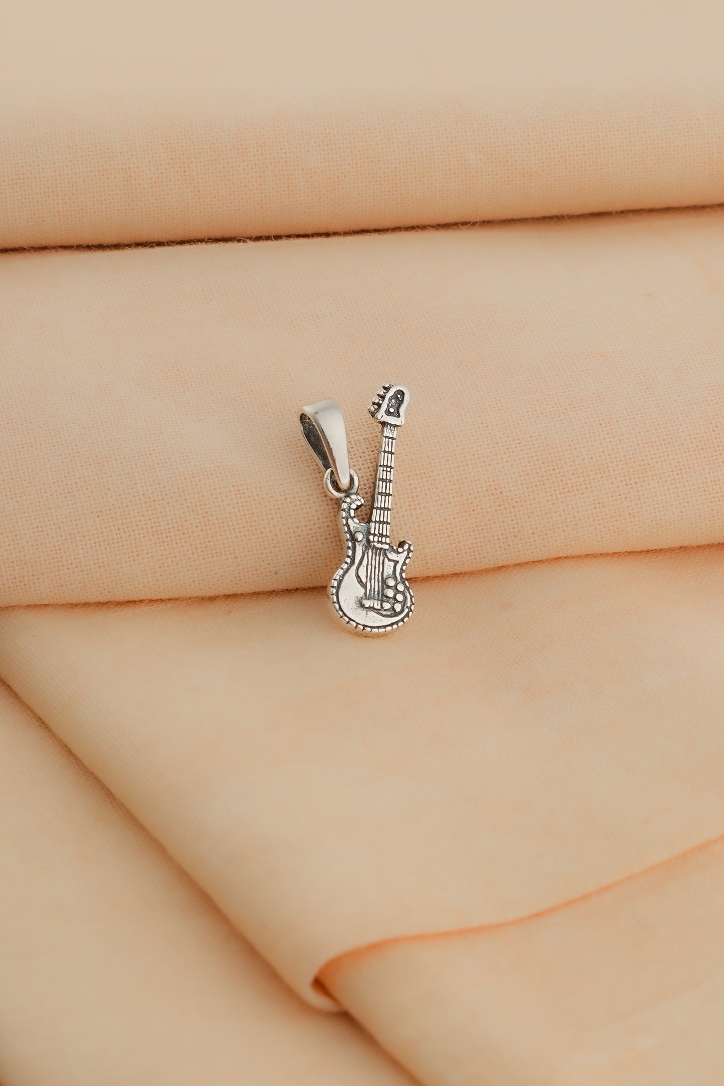 My Musical Guitar Pendant