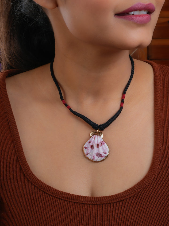 Shell Neckless Natural Sea Shell Handmade Necklace | Totapari Jewellery