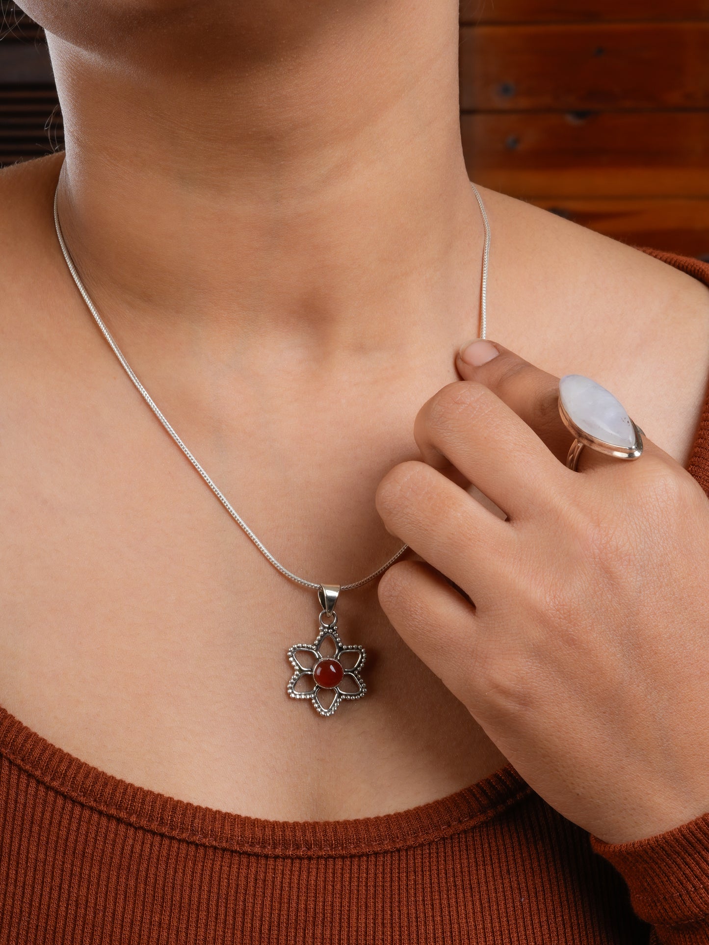 Carnelian Silver Flower Pendant