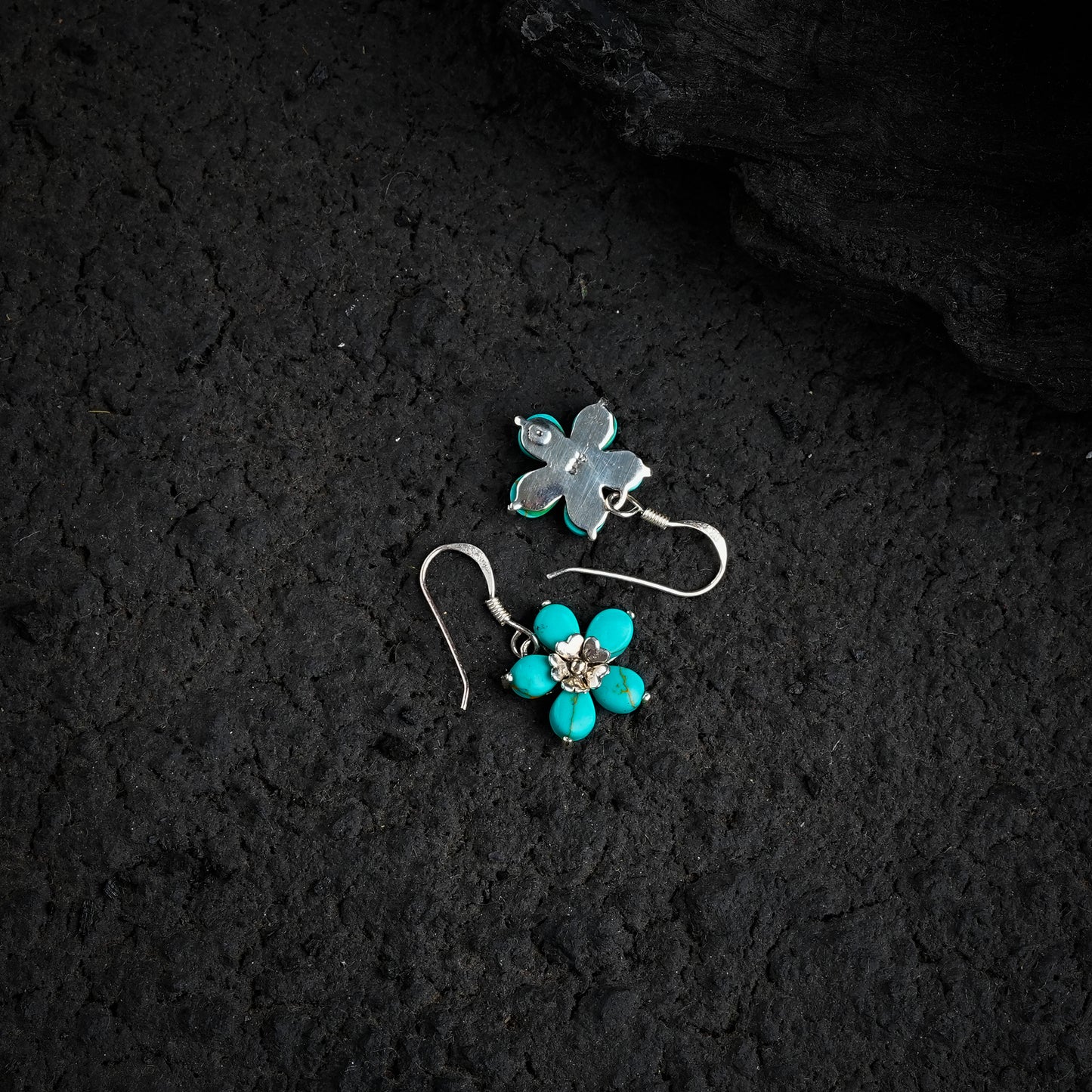 Cute Turquoise Flower Earrings