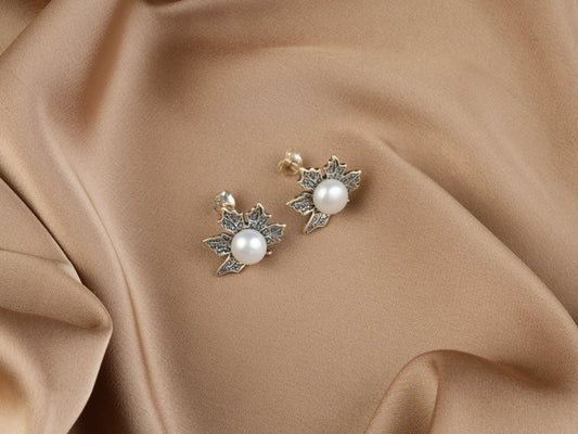 Chinar Silver Leaf Pearl Studs