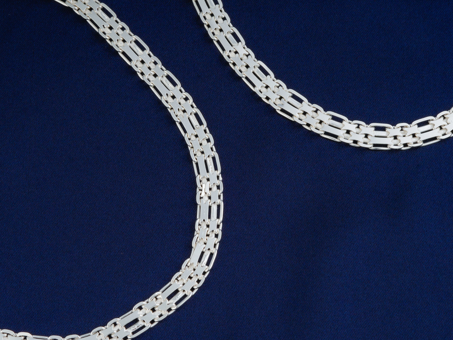 Regal Links Silver Chain Anklets