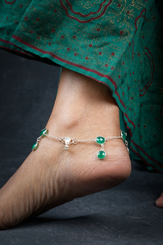 Emerald Droplets Silver Anklets