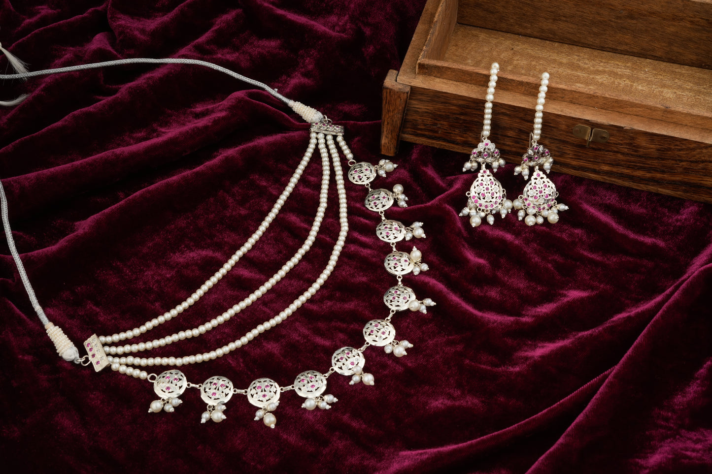 Laila Purani Dilli Silver Necklace Set