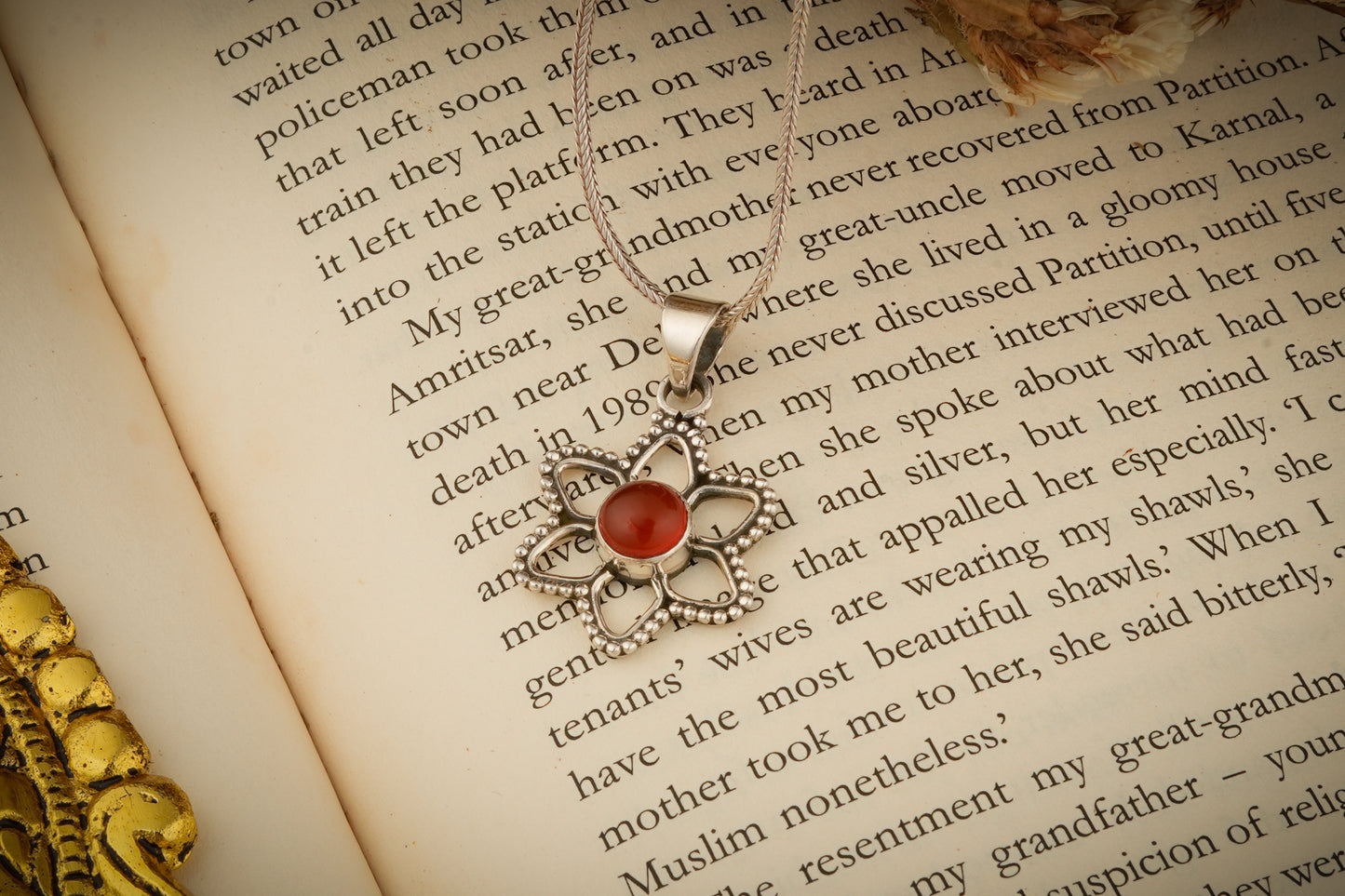 Carnelian Silver Flower Pendant