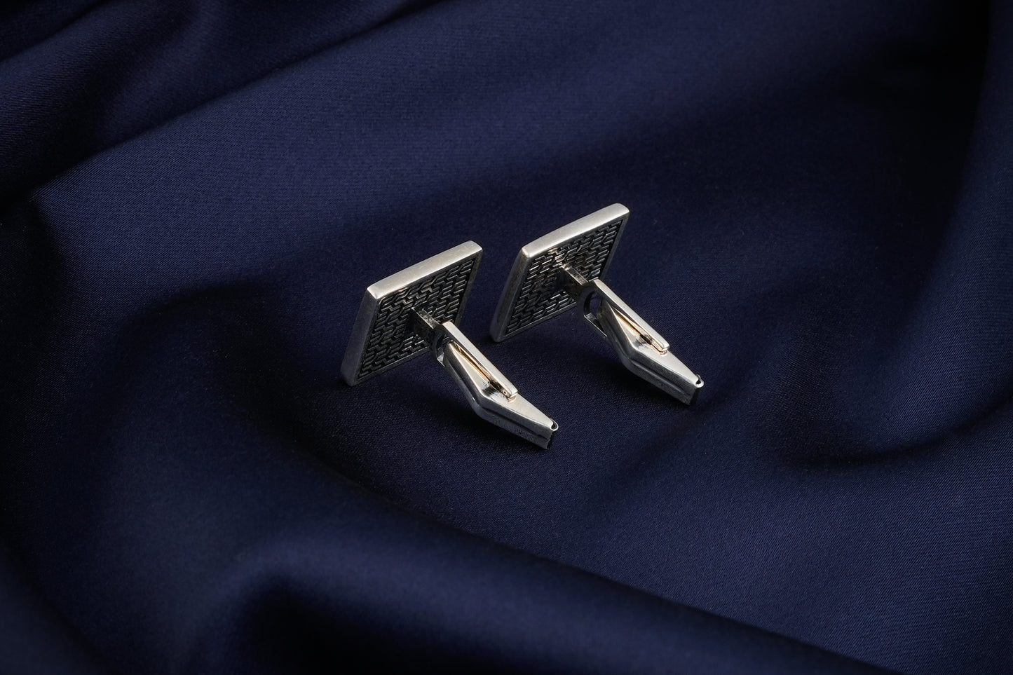 "Ace Of Spade" Men Silver Cuff Links