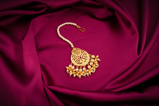 Ruhi Purani Dilli Maang Tikka(Gold Plated)