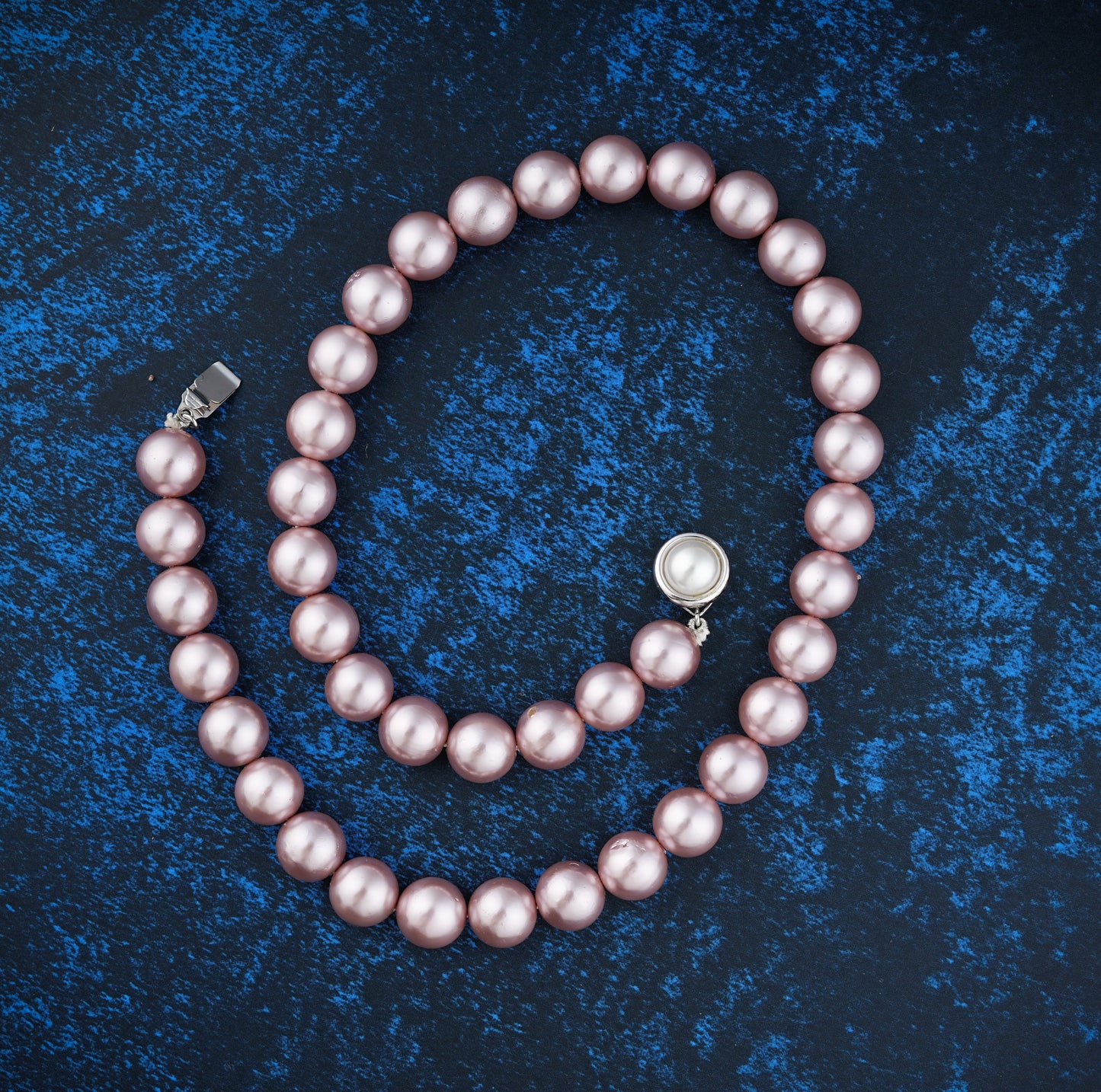 Violet Pearls Necklace