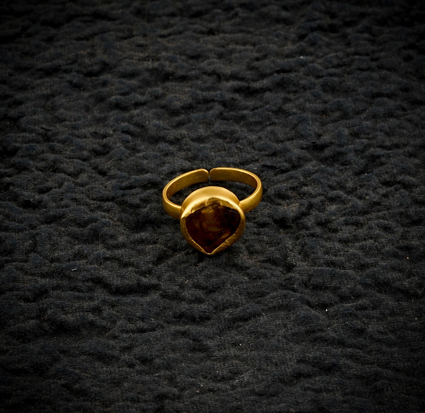 Uncut Round Citrine Ring