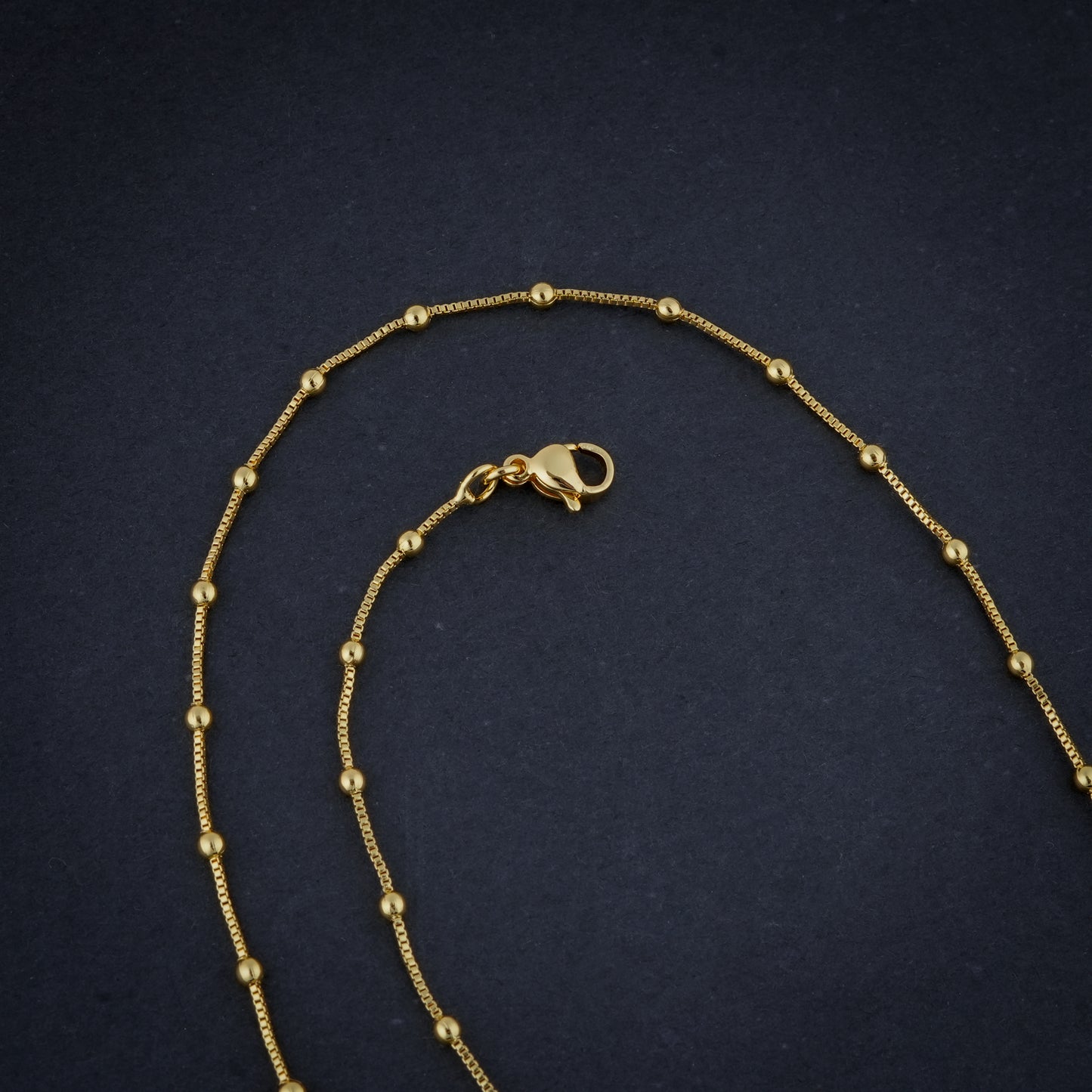 Gold-plated Knotted Chain (Brass)