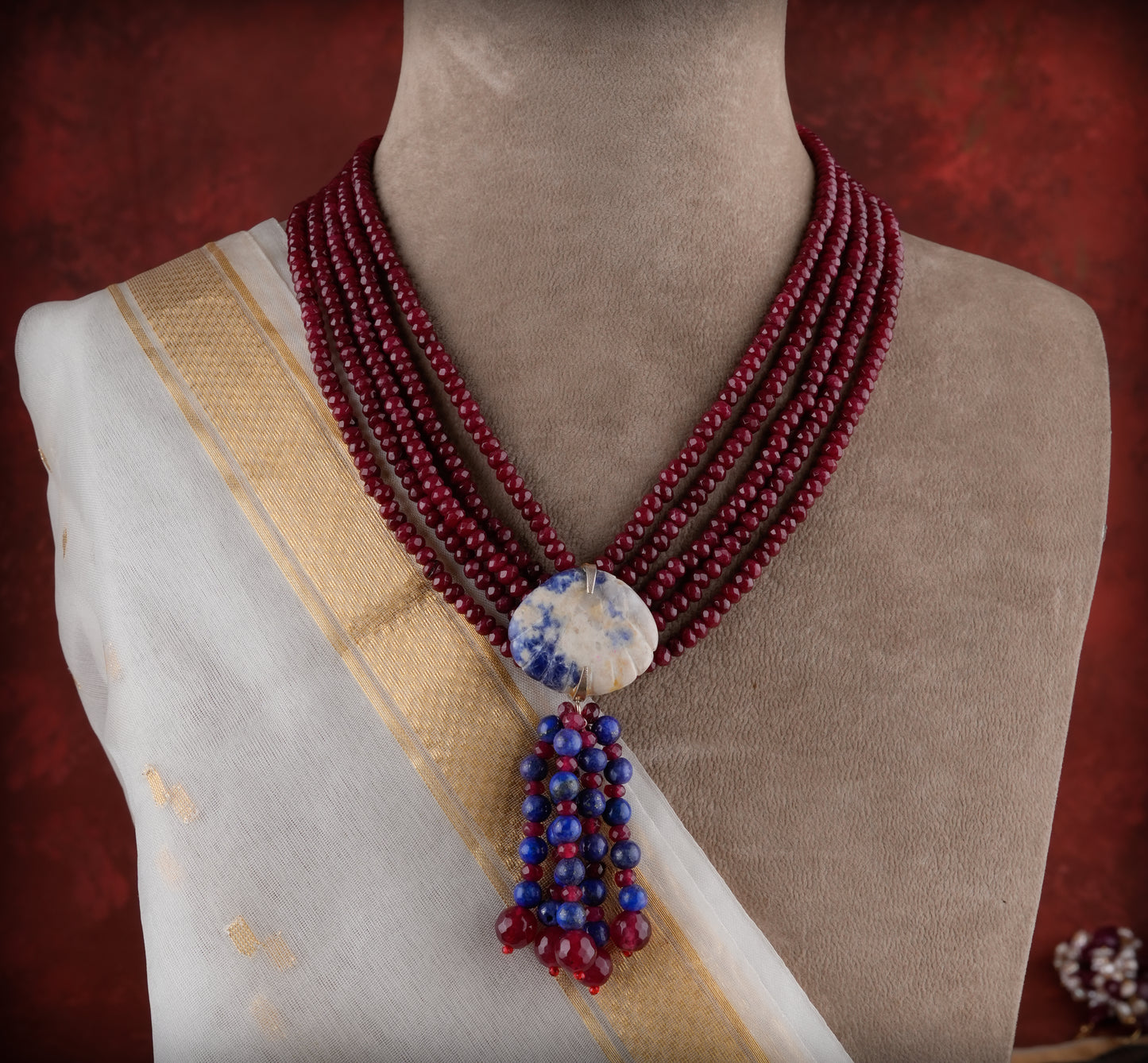 Scarlet lagoon Red And Blue Necklace