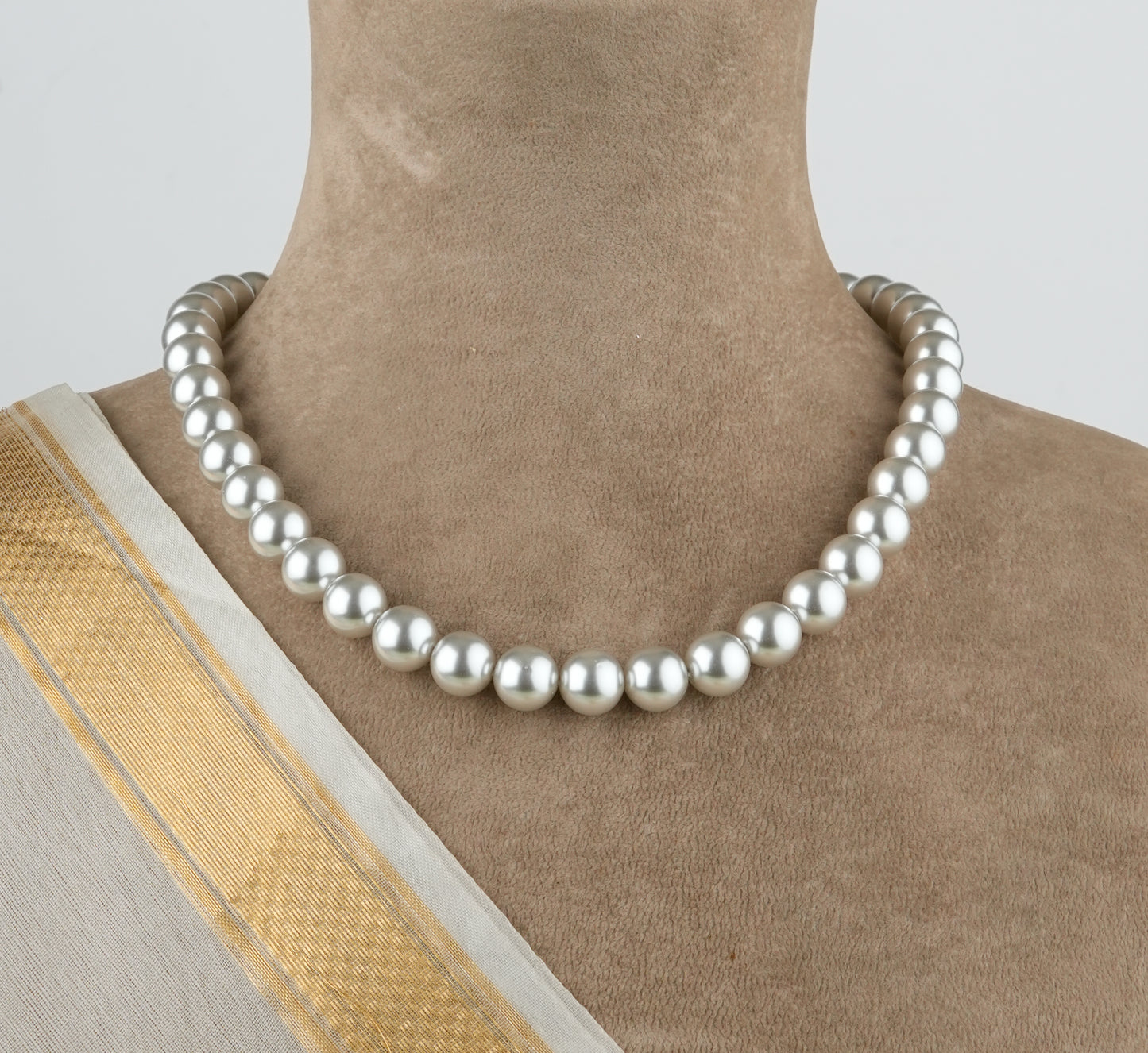 Silver Grey Pearls Necklace Set