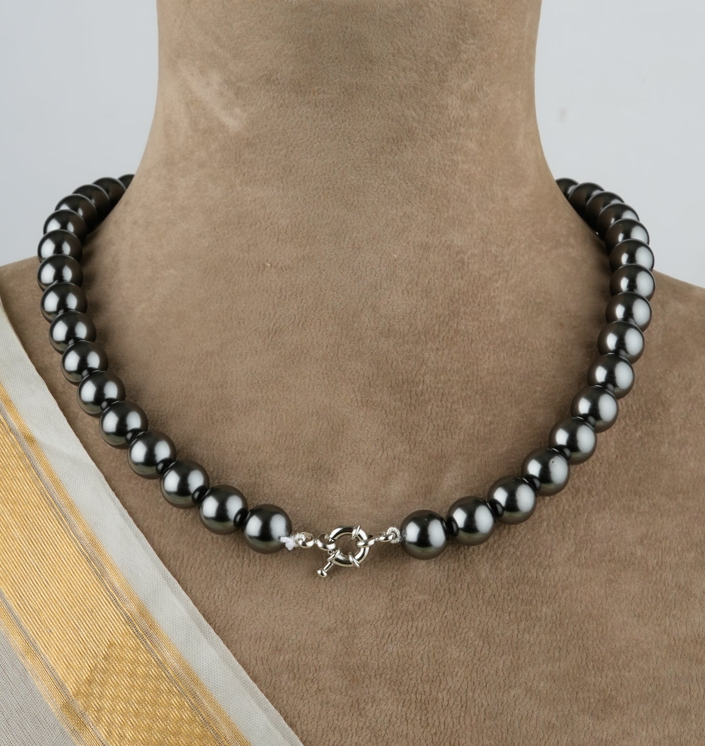 Midnight Black Pearls Necklace Set