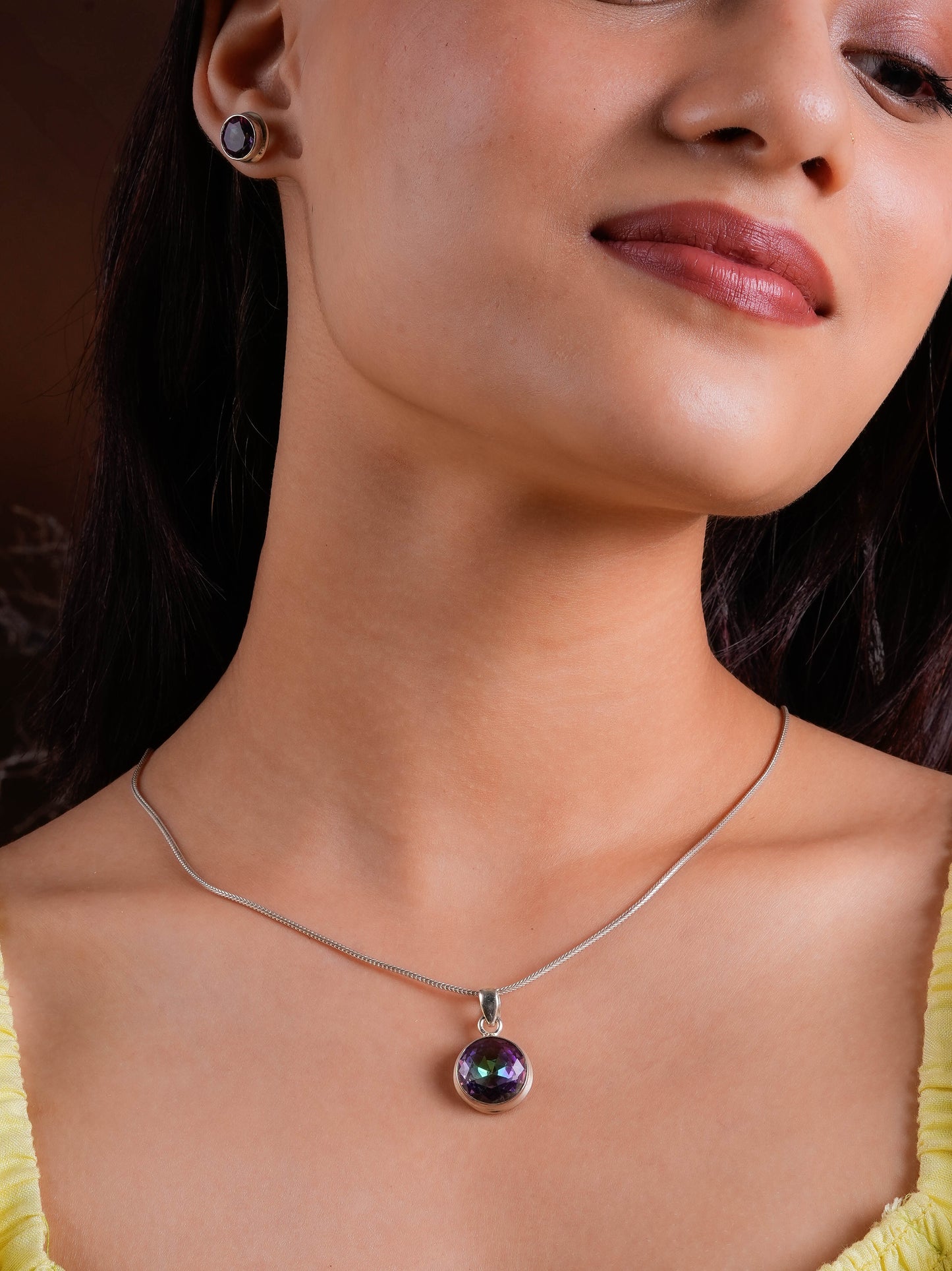 Minimal Mystic Topaz Necklace Set In Silver