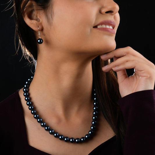 Indigo Blue Pearls Necklace Set