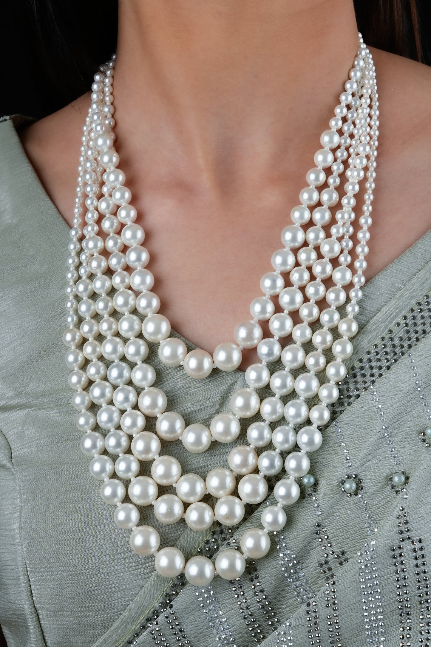 Graduated Pearls Necklace