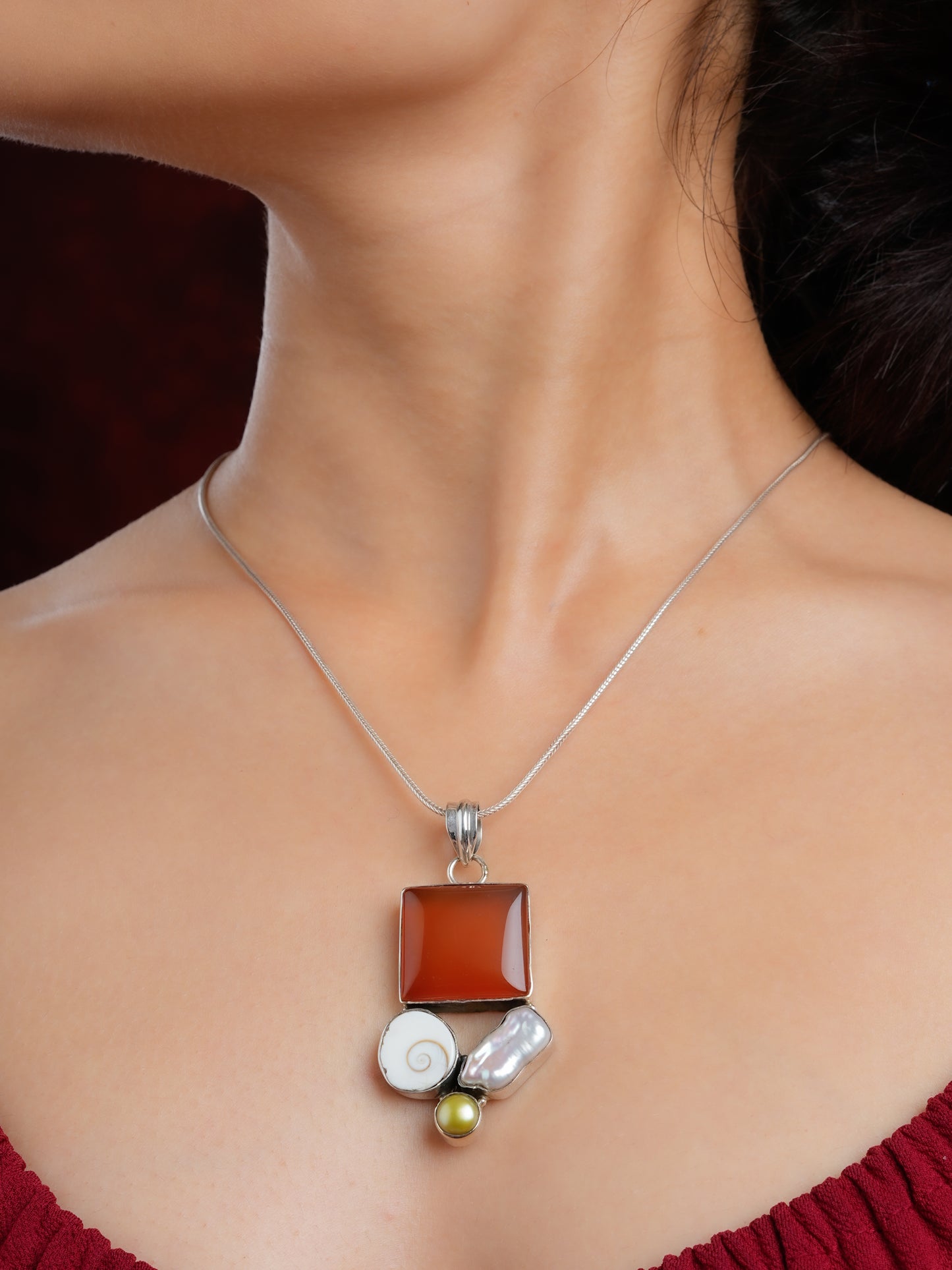 Carnelian Pearl Gomati Chakra Silver Pendant