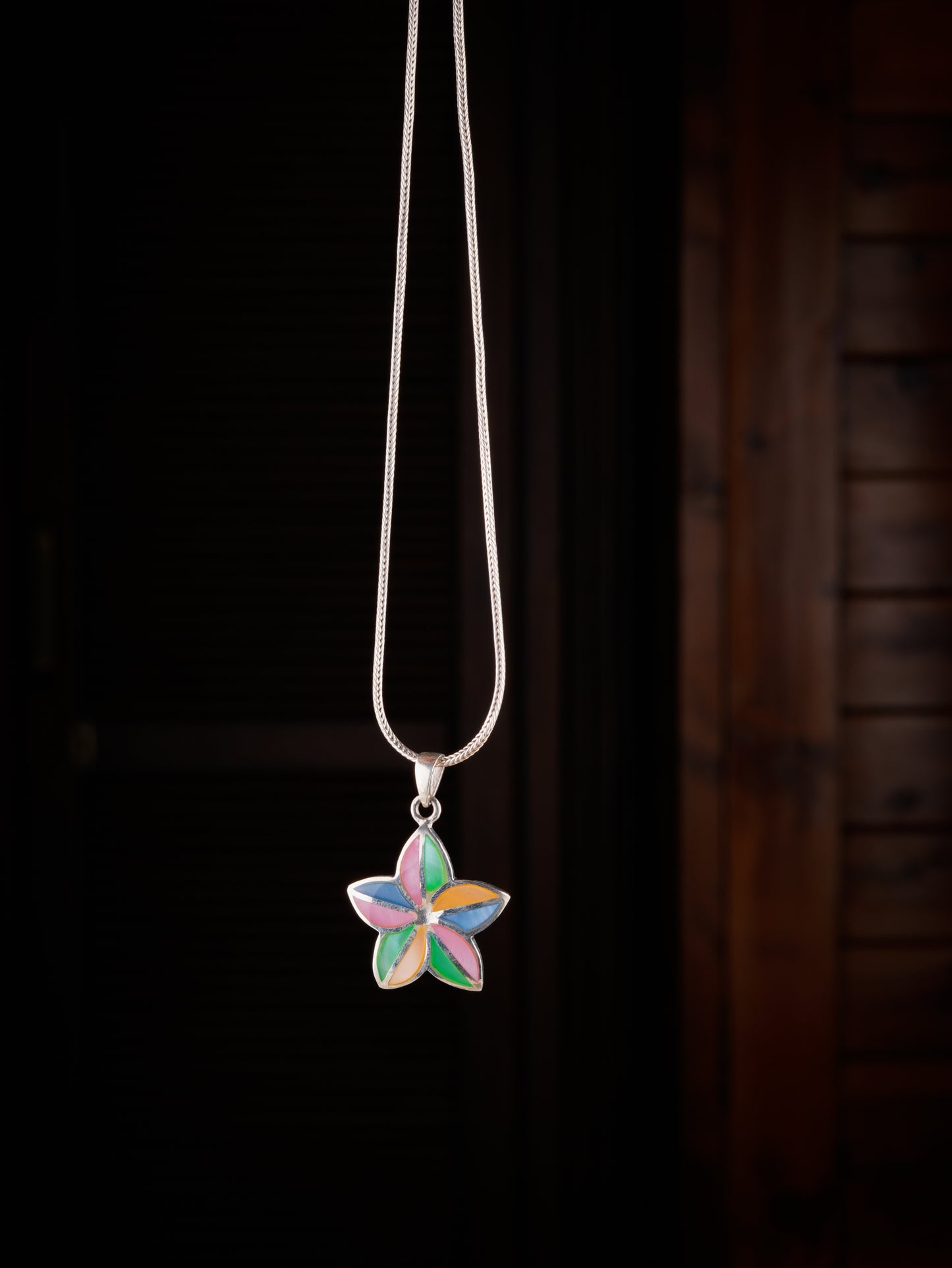 Multicolour MOP Flower Pendant