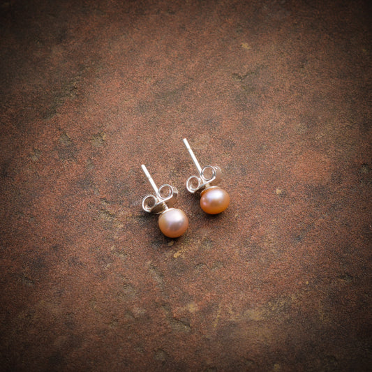 Freshwater Peach Pearl Studs(6 mm)