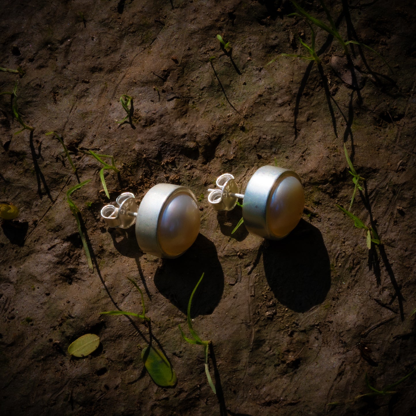 Classic Silver Pearl Studs(12 mm)