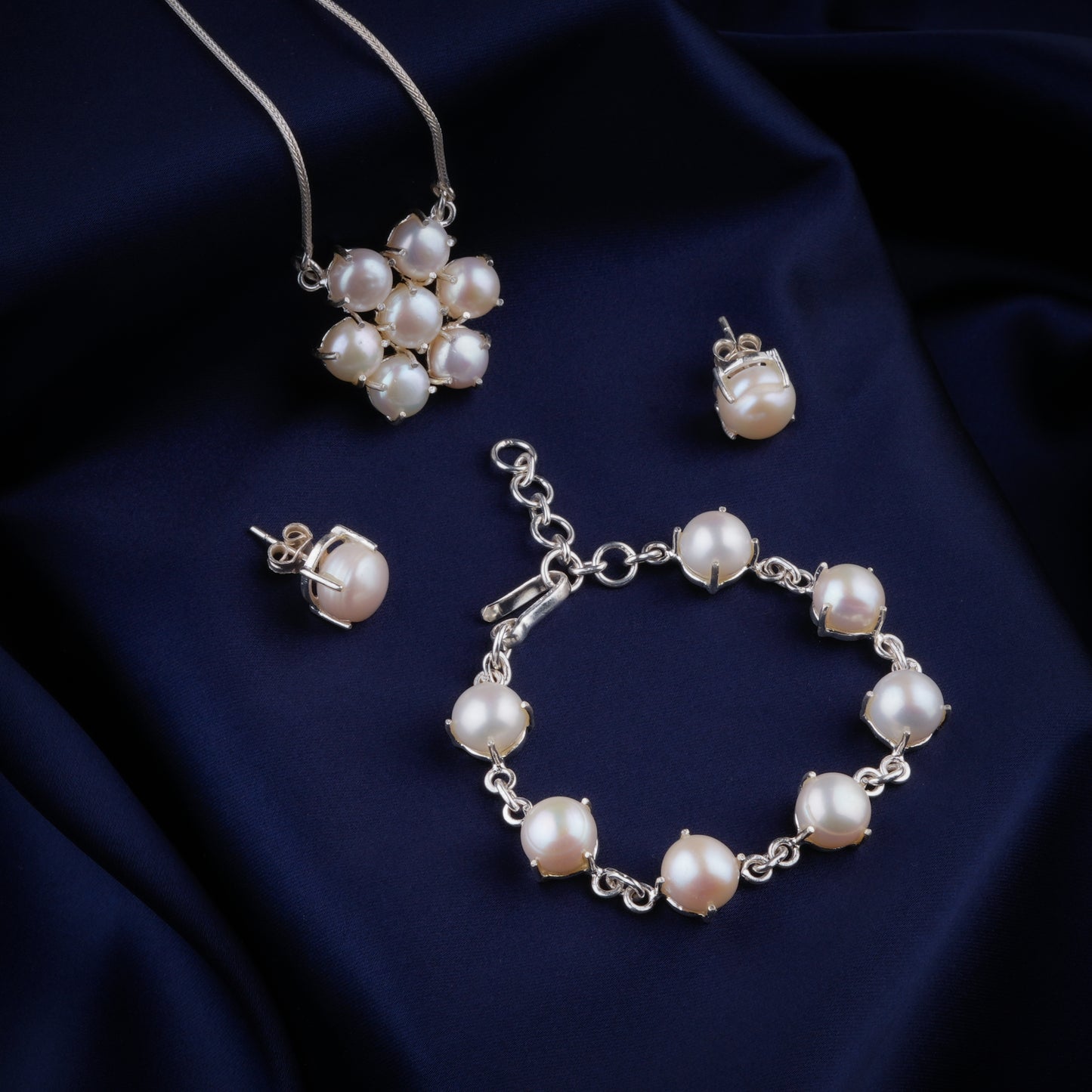 Silver Pearl Blooms Set