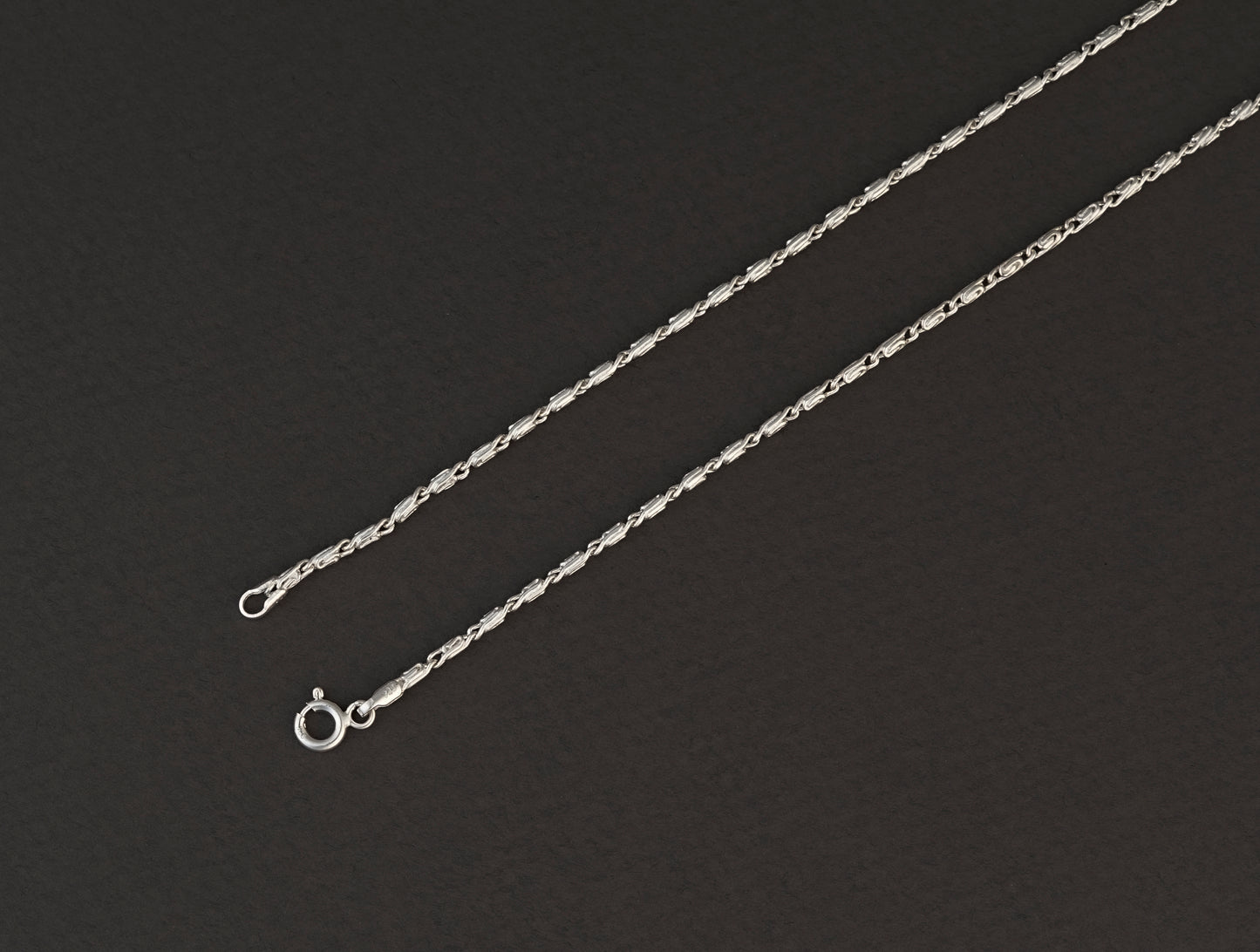 Everyday Compact Silver Chain