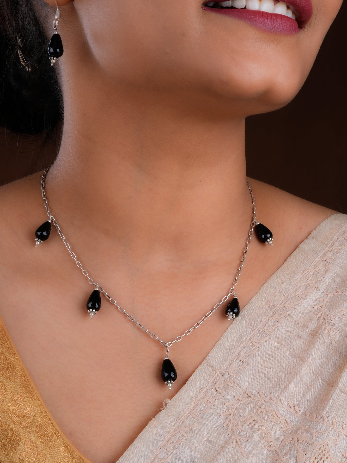 Black Onyx Drops Minimal Necklace Set