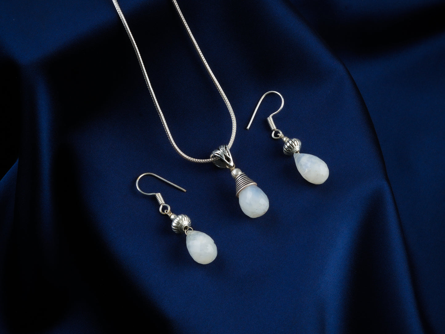 Moonstone Drops Necklace Set