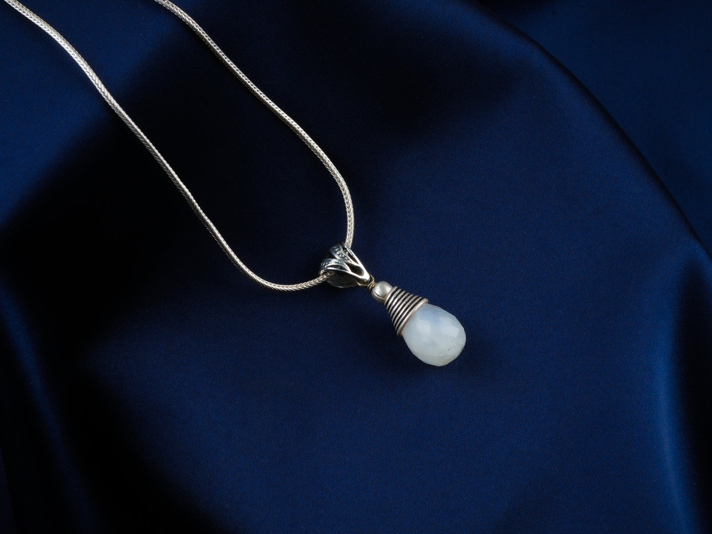 Moonstone Drops Necklace Set