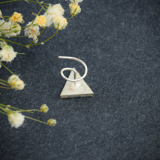 Gulabi Trikone Silver Nose Pin